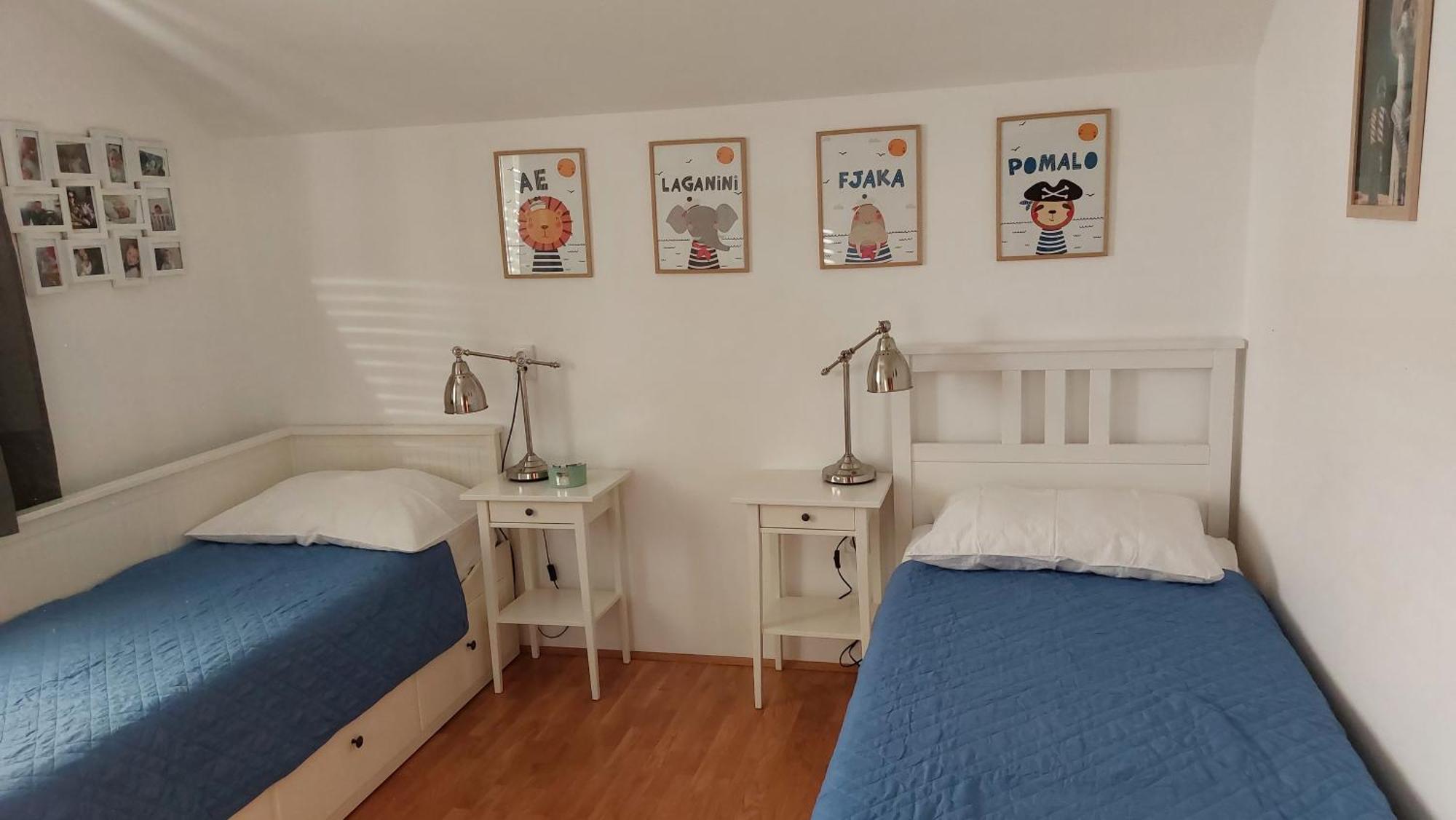 Mislav Apartment Трогир Екстериор снимка