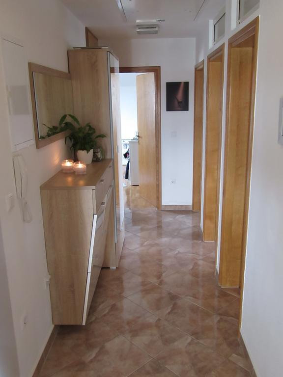 Mislav Apartment Трогир Екстериор снимка